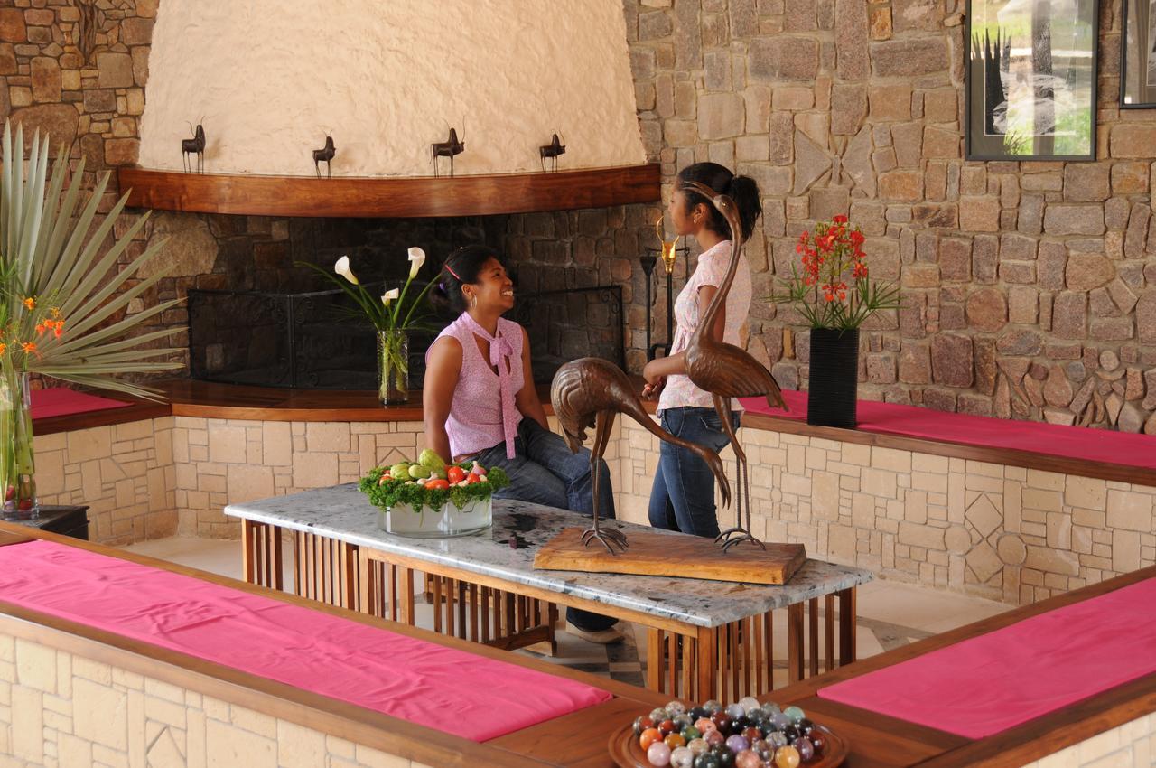 Le Jardin Du Roy Hotel Ranohira Ngoại thất bức ảnh