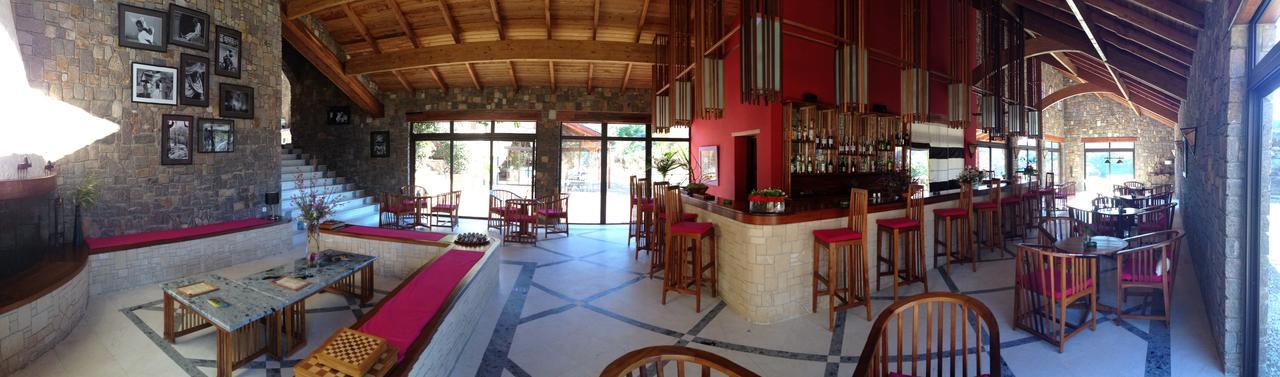 Le Jardin Du Roy Hotel Ranohira Ngoại thất bức ảnh